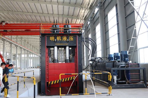 單縣北外環(huán)大型報(bào)廢機(jī)動(dòng)車(chē) 舊家電拆解,廢棄電器電子產(chǎn)品處理廠掠影